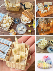 ✨ Adorable Miniature Scented Candles - Perfect 1:12 Dollhouse Christmas & Halloween Décor