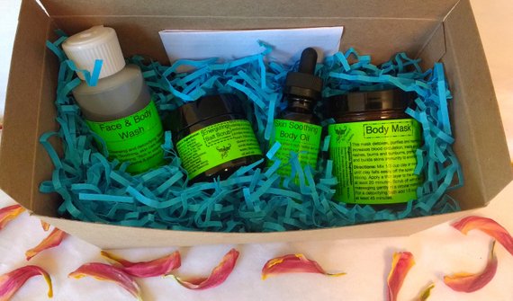 Raw Organic Body Care Essentials Kit