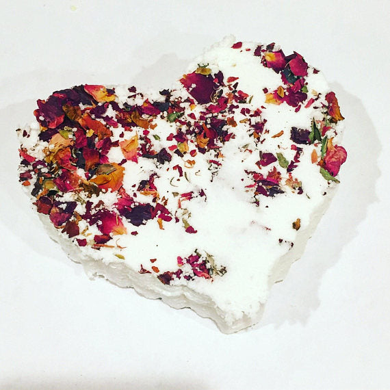 Rose heart bath bomb - Self Care Sunday